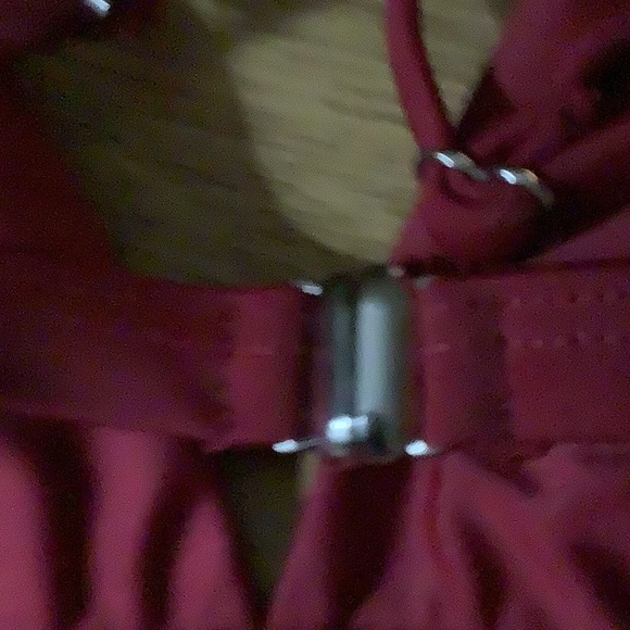 Bikini top wine color triangle shaped size Med sophisticated & sexy 💄🥀 - Picture 5 of 7